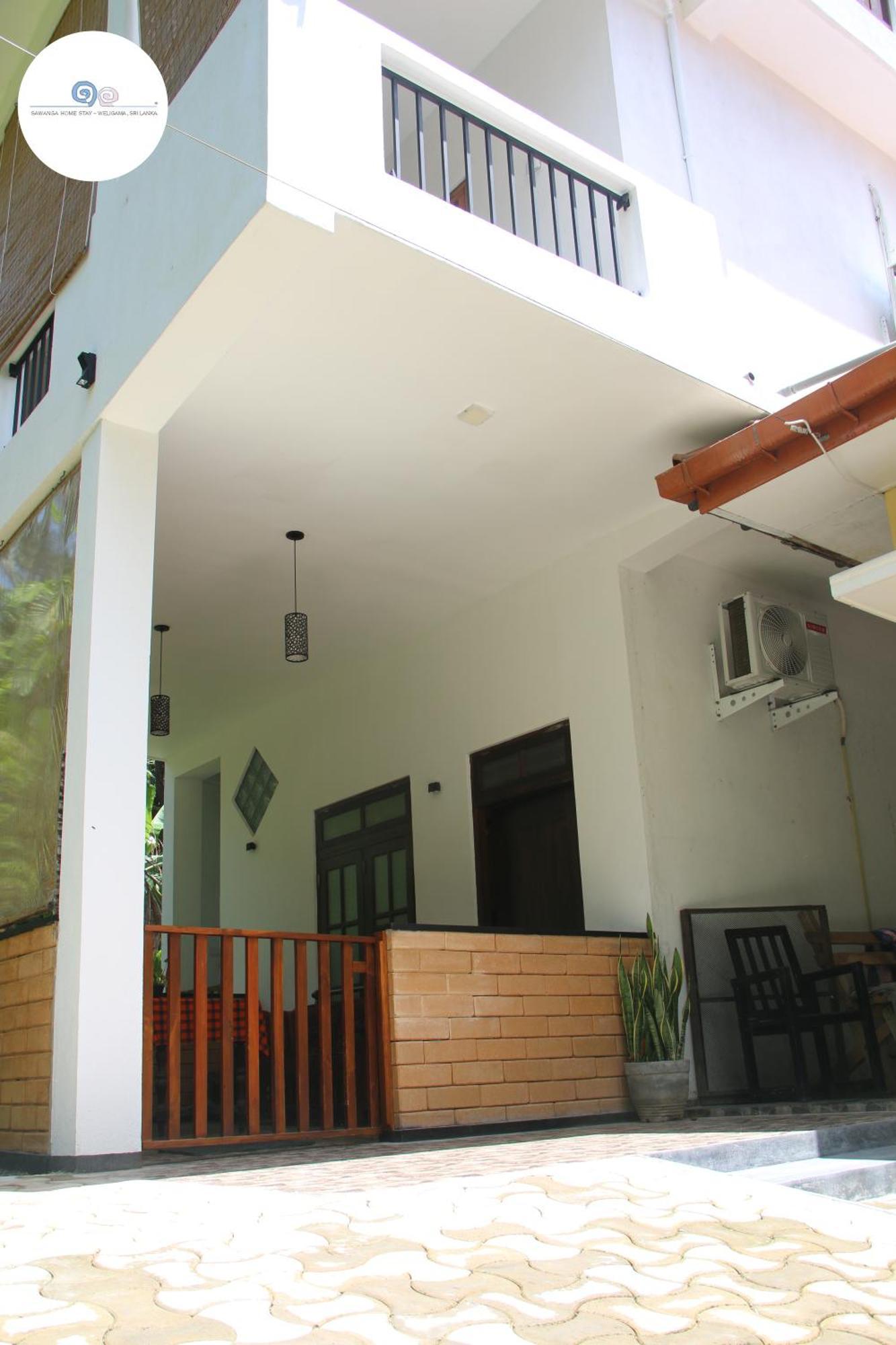 Sawanga Home Stay Уелигама Екстериор снимка