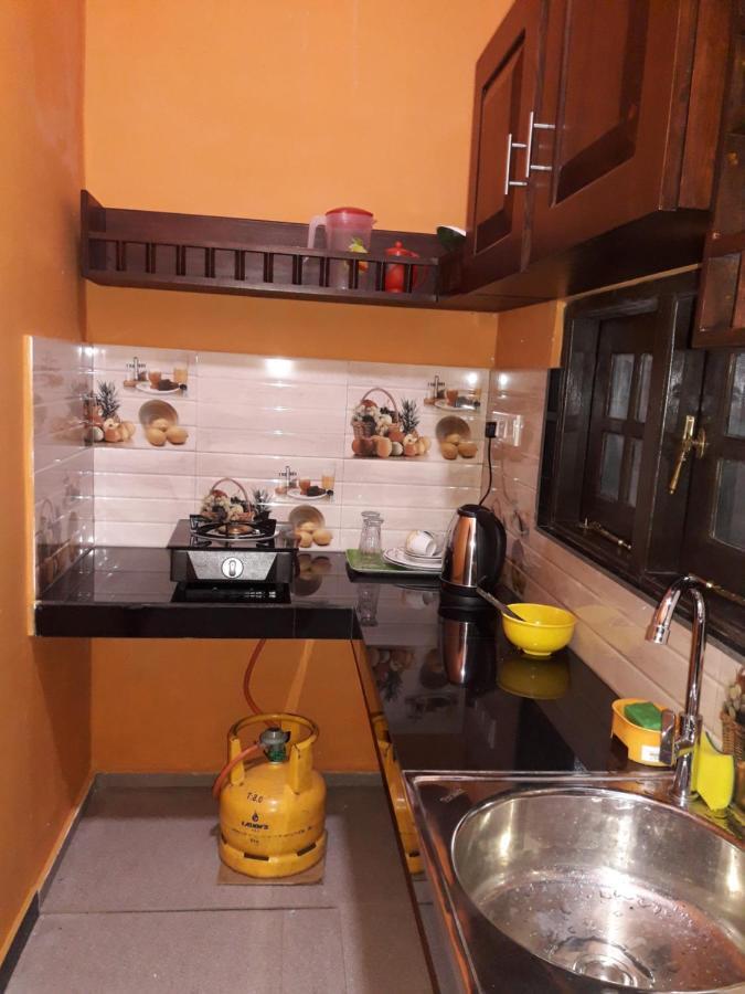 Sawanga Home Stay Уелигама Екстериор снимка