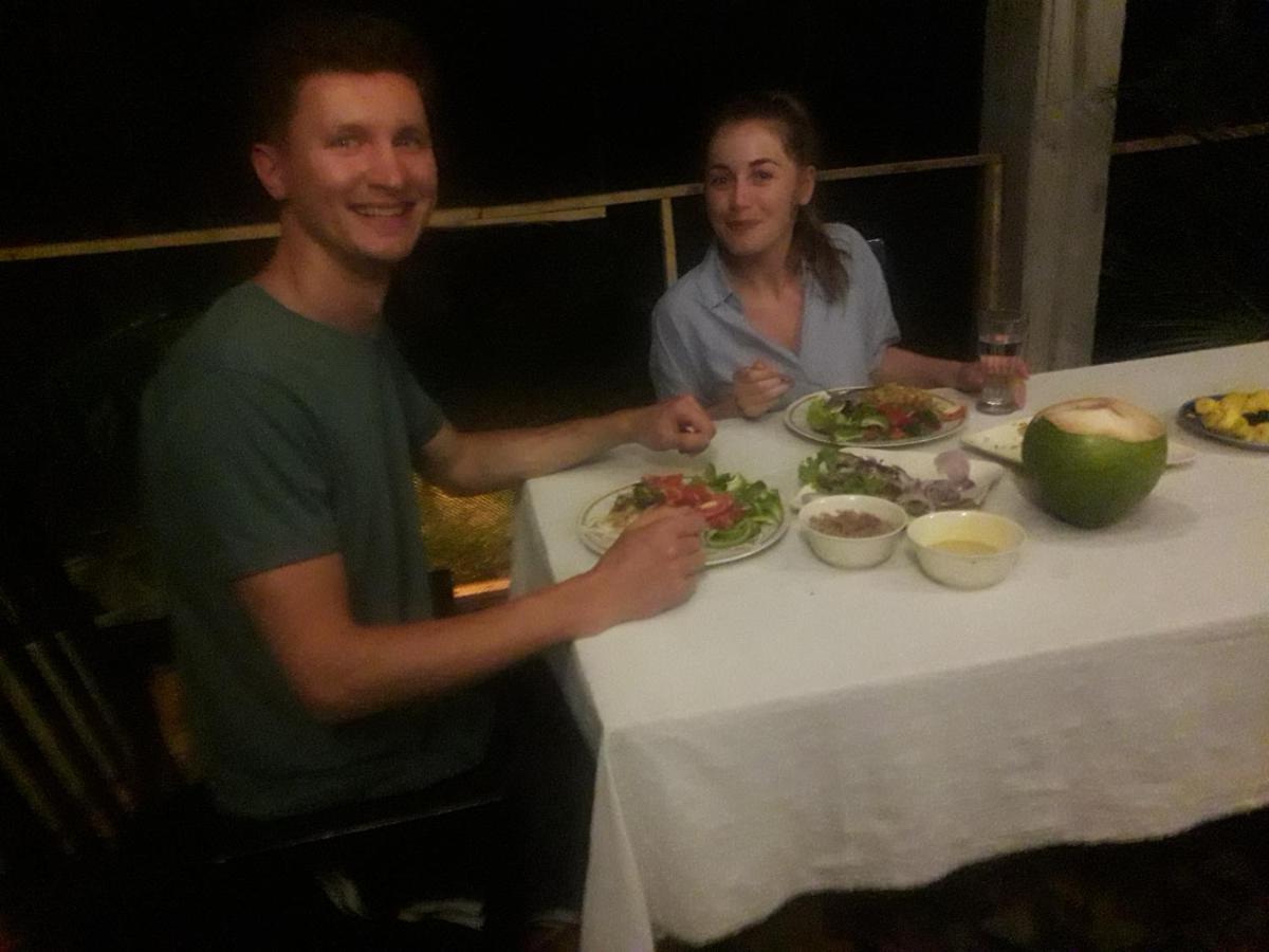 Sawanga Home Stay Уелигама Екстериор снимка